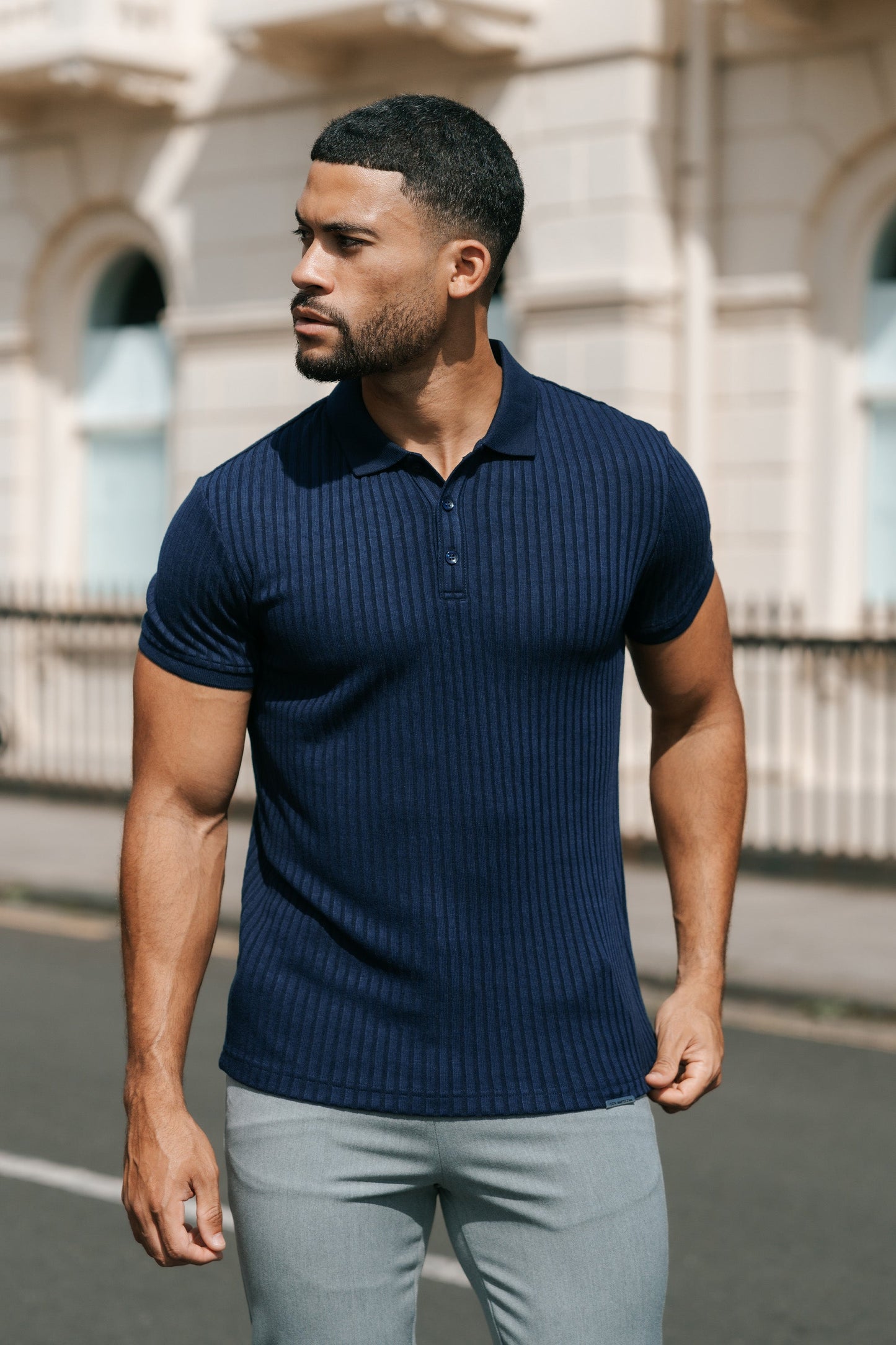 THE RIBBED SHORTSLEEVE POLO - NAVY BLUE