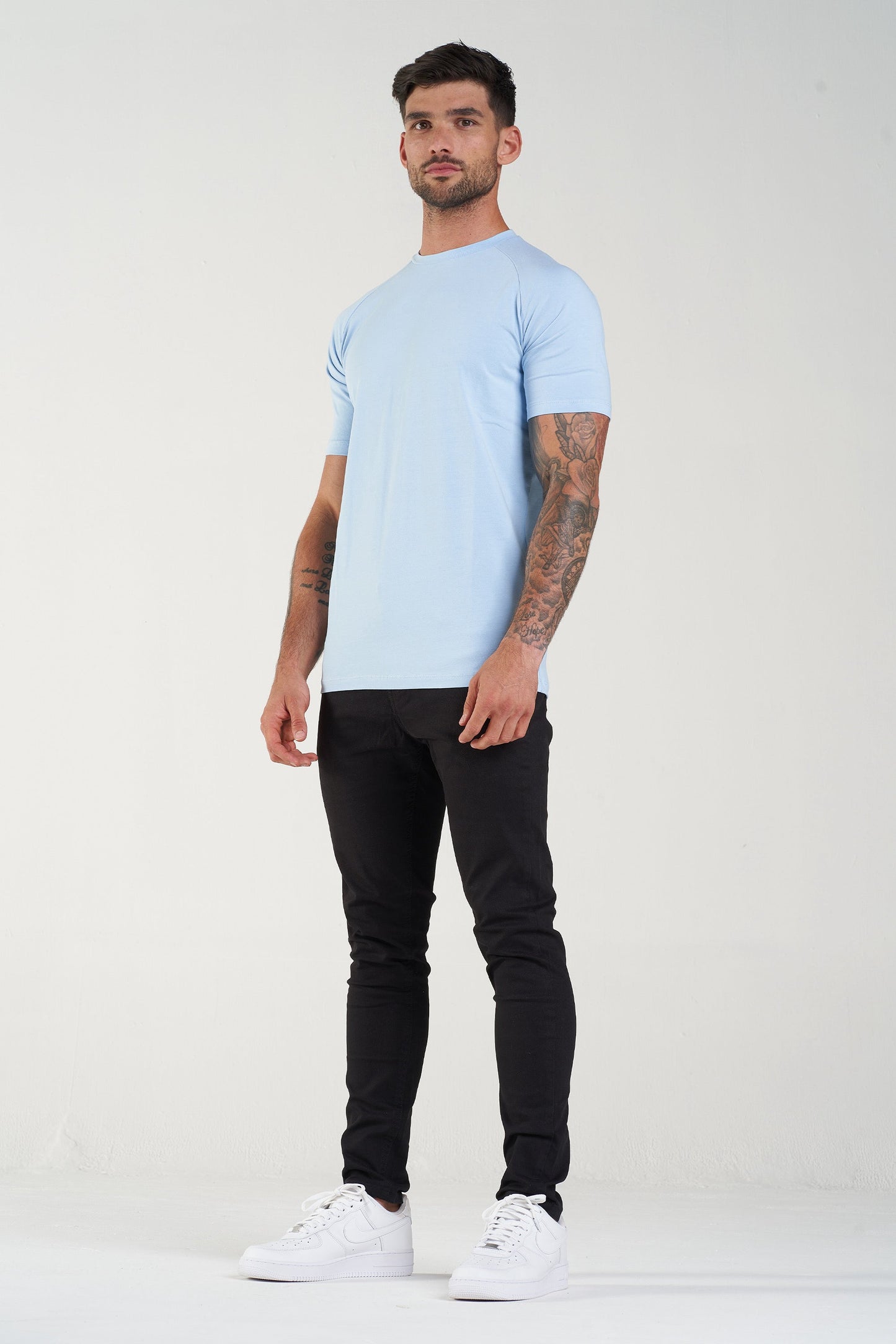 THE HERCULES BASIC TEE - LIGHT BLUE